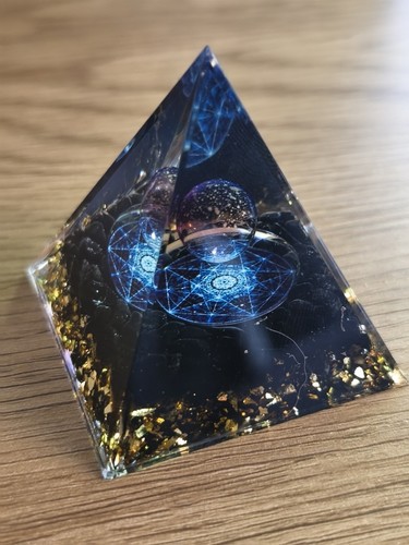 Orgonit pyramide - orgonit,