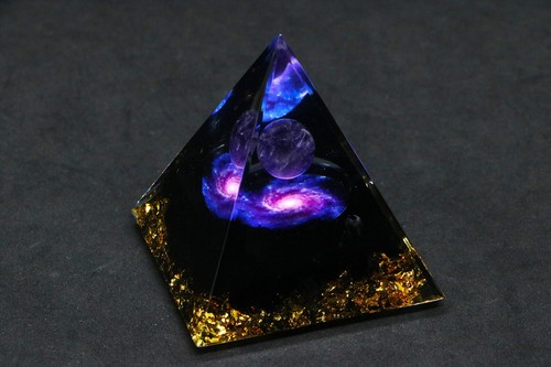 Superschöne orgonit pyramide - superschöne,