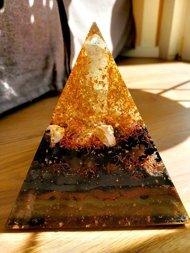 Orgon pyramide - orgon,